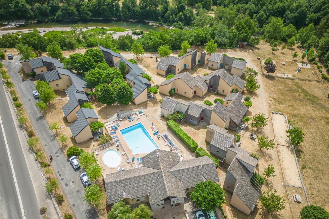 Village De Gites De Blajoux Quezac  Exteriör bild