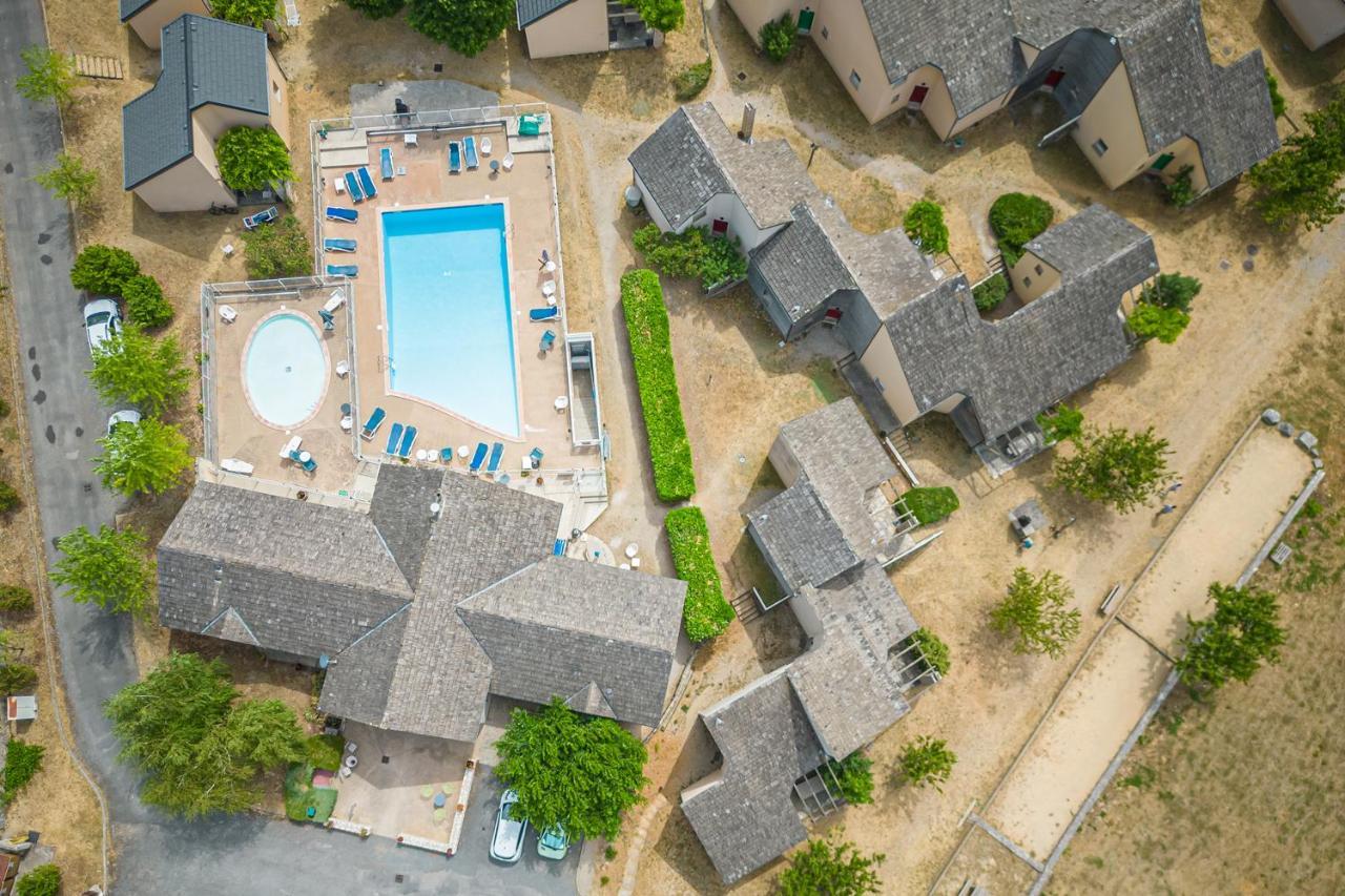 Village De Gites De Blajoux Quezac  Exteriör bild