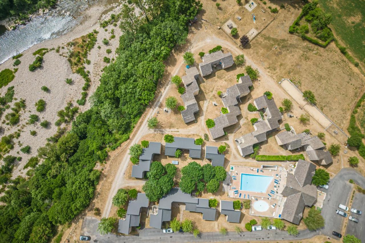 Village De Gites De Blajoux Quezac  Exteriör bild